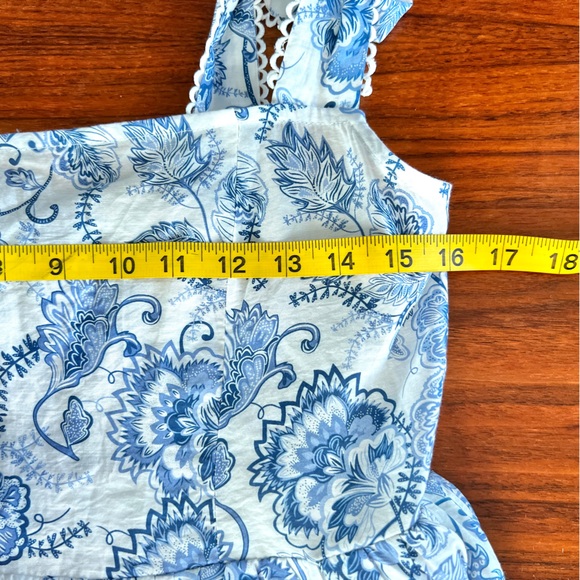 Petal and Pup Janie Midi Blue & White Floral dress NWT size Medium - Picture 14 of 16